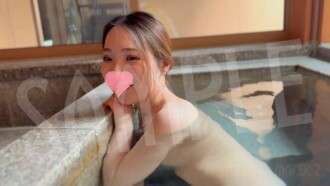 FC2-PPV-4668098 A photographer and a gravure model secretly filmed themselves at a hot spring location