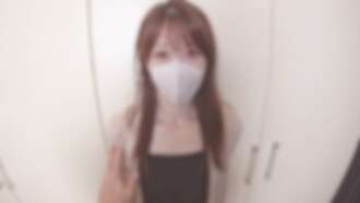 FC2-PPV-4734122 ♡ 8月3日前半价 [未经审查，完全素人，无套中出] 一个拥有美丽身体、知道如何取悦男人的36岁漂亮成人！一个想被人看见处于顽皮状态的可爱苗条妻子被中间人插入