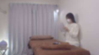 FC2-PPV-4742652 8 月 23 日前半价！[No/Raw Creampiew] 这是一位回头客，身材干净高大，比例漂亮。按摩对改善血液循环的作用如此之大，使她惊讶地抬起臀部并摆动！